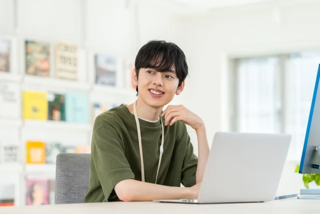 転職成功事例 27歳男性 IT営業からSaaS営業へ年収140万円アップ